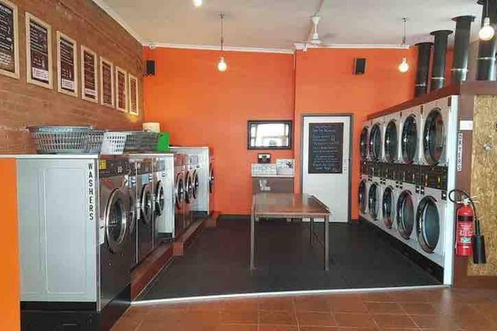 10A Brunswick Living Studio Close To Apt And Cbd Free Wifi Tram At Doorstep Мельбурн Экстерьер фото