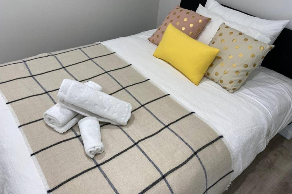 10A Brunswick Living Studio Close To Apt And Cbd Free Wifi Tram At Doorstep Мельбурн Экстерьер фото